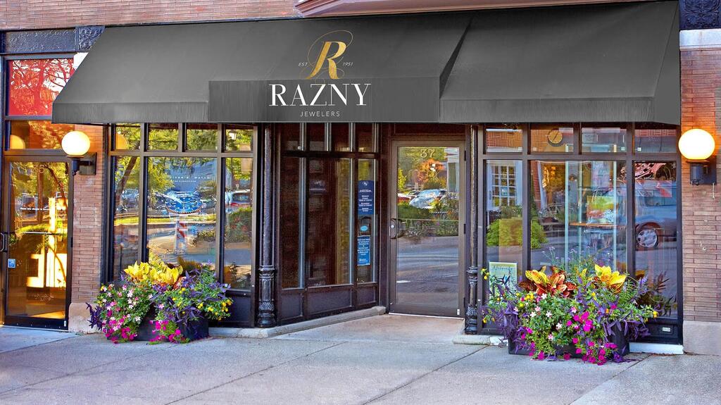 Opened in 2008, the Hinsdale store is the smallest Razny Jewelers location, measuring 2,000 square feet. Razny Jewelers Hinsdale